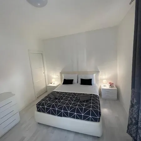 Casa Di Isabelle Venezia Apartment *